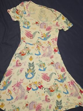 Disney Posh Peanut Multicolor Alice in Wonderland Print Casual Dress
